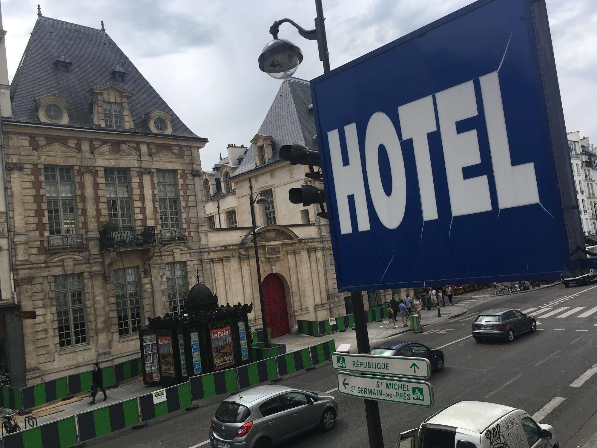 Hotel De La Herse D'or Parijs
